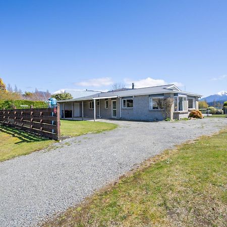 Kepler Retreat - Te Anau Holiday Home Exterior photo